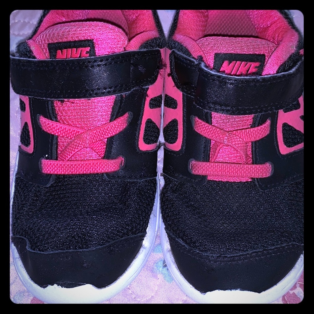 Girls shoes
